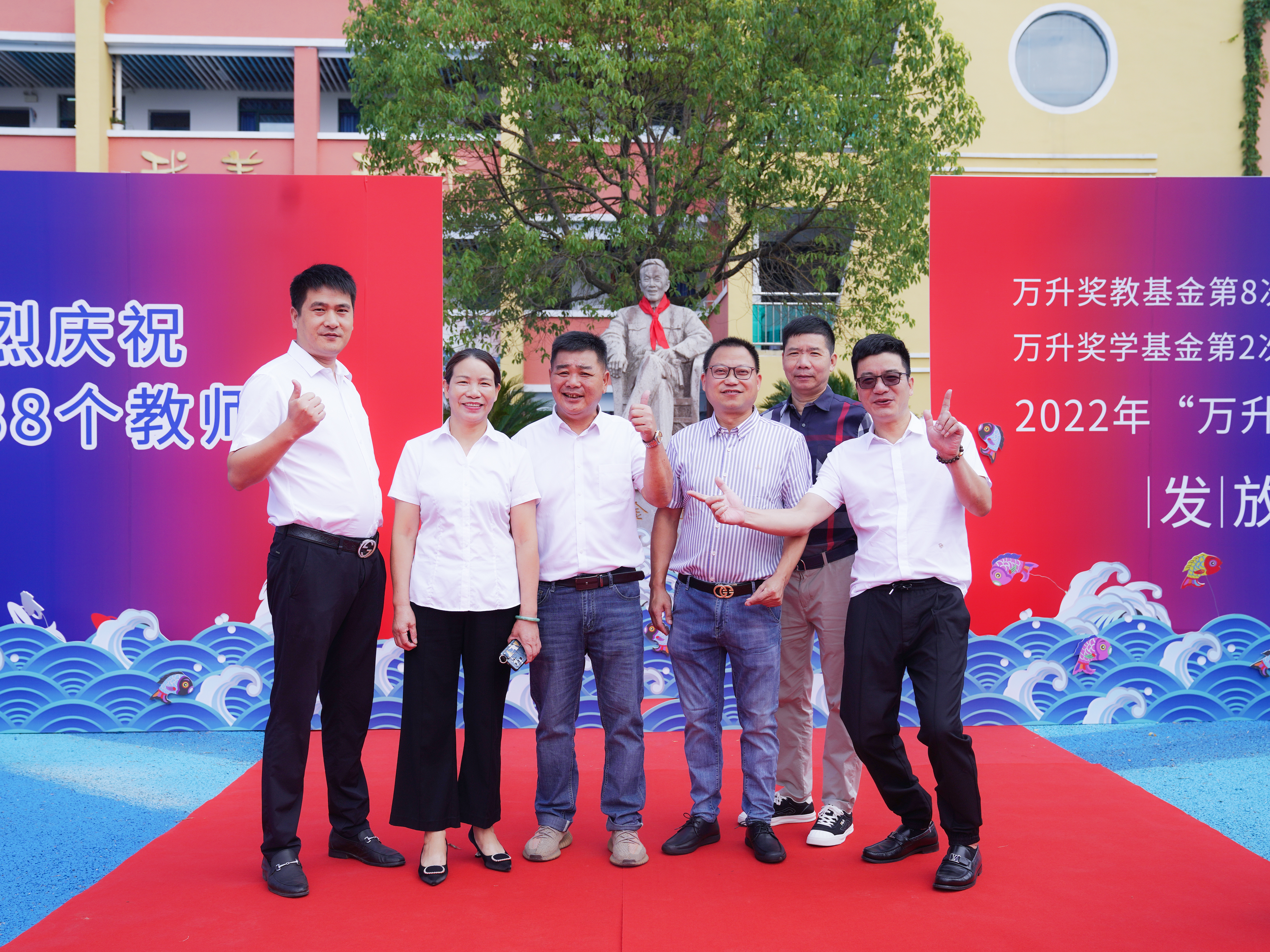 85b4ff0332746007cda1d5e23f9b8df9